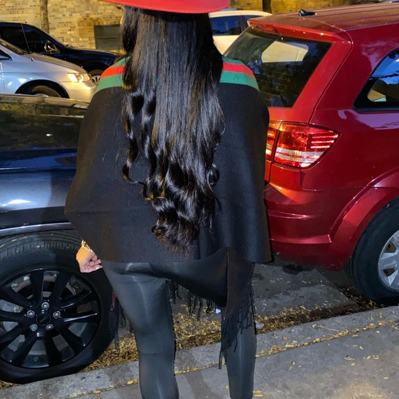 Stylish Black Shawls - Picture 9 of 11